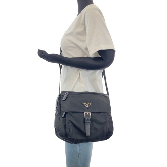 PRADA Tessuto Triangle Logo Plate Black Crossbody Bag - Picture 7 of 10